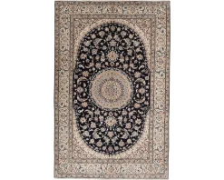 Nain 9 La orientalisk matta 193 x 295 cm