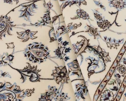 Nain 6 La orientalisk matta 205 x 252 cm