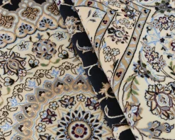 Nain 6 La orientalisk matta 247 x 308 cm