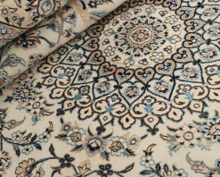 Nain 9 La orientalisk matta 152 x 264 cm
