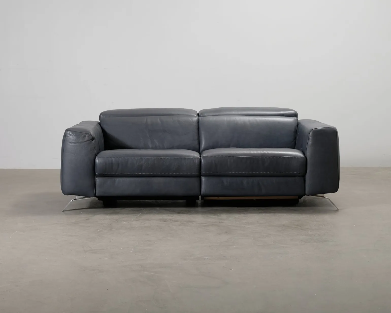 Natuzzi 2-sits skinnsoffa