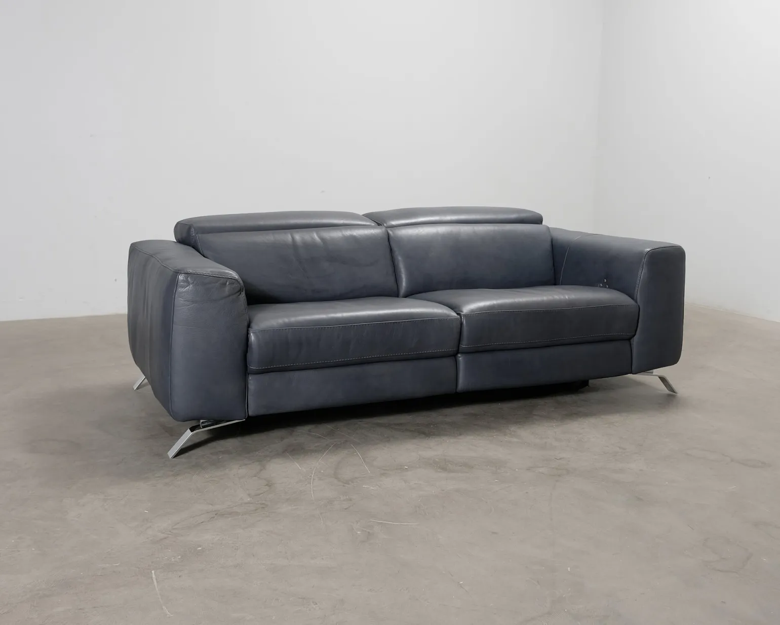 Natuzzi 2-sits skinnsoffa