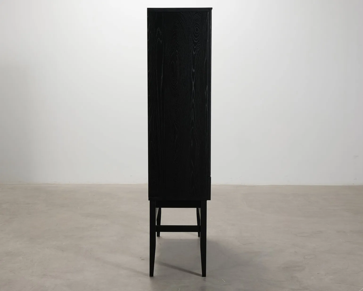 Nordic Furniture Group Gradino vitrinskåp