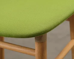 Normann Copenhagen Form 75 cm barstol grön