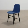 Normann Copenhagen Form stol blå