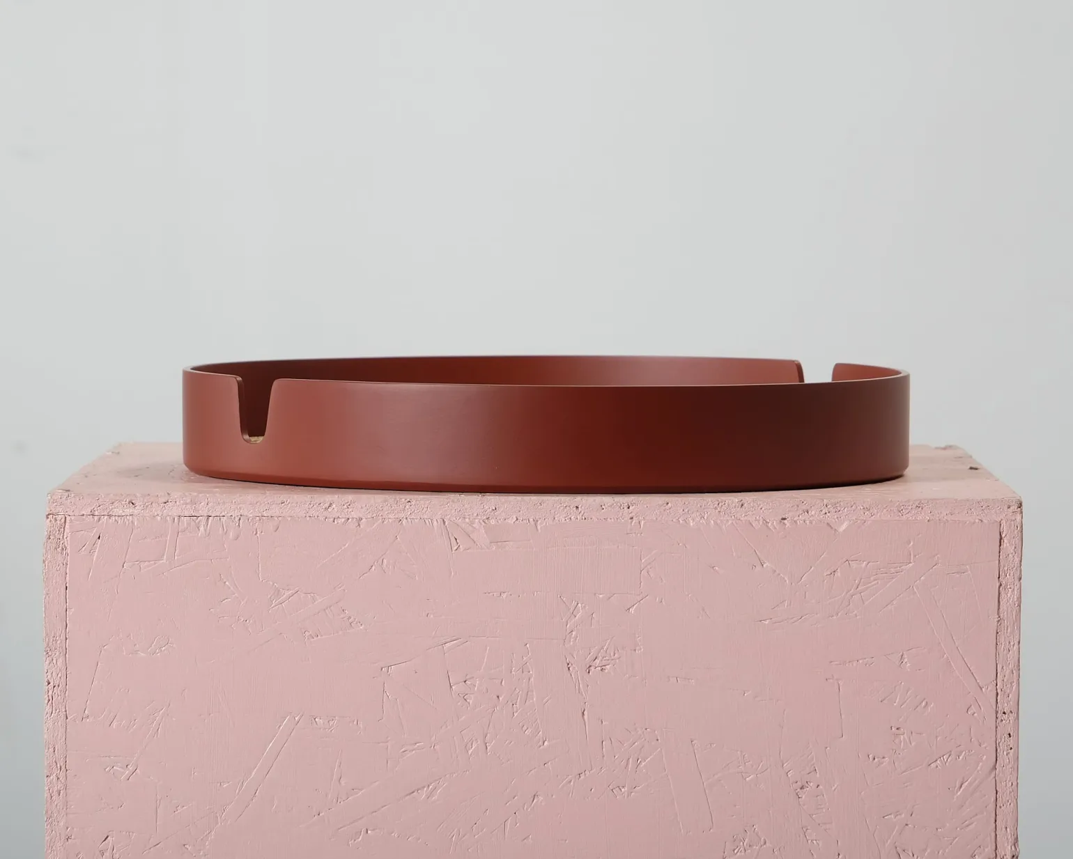 Normann Copenhagen Salon Tray bricka Ø 40 cm roströd
