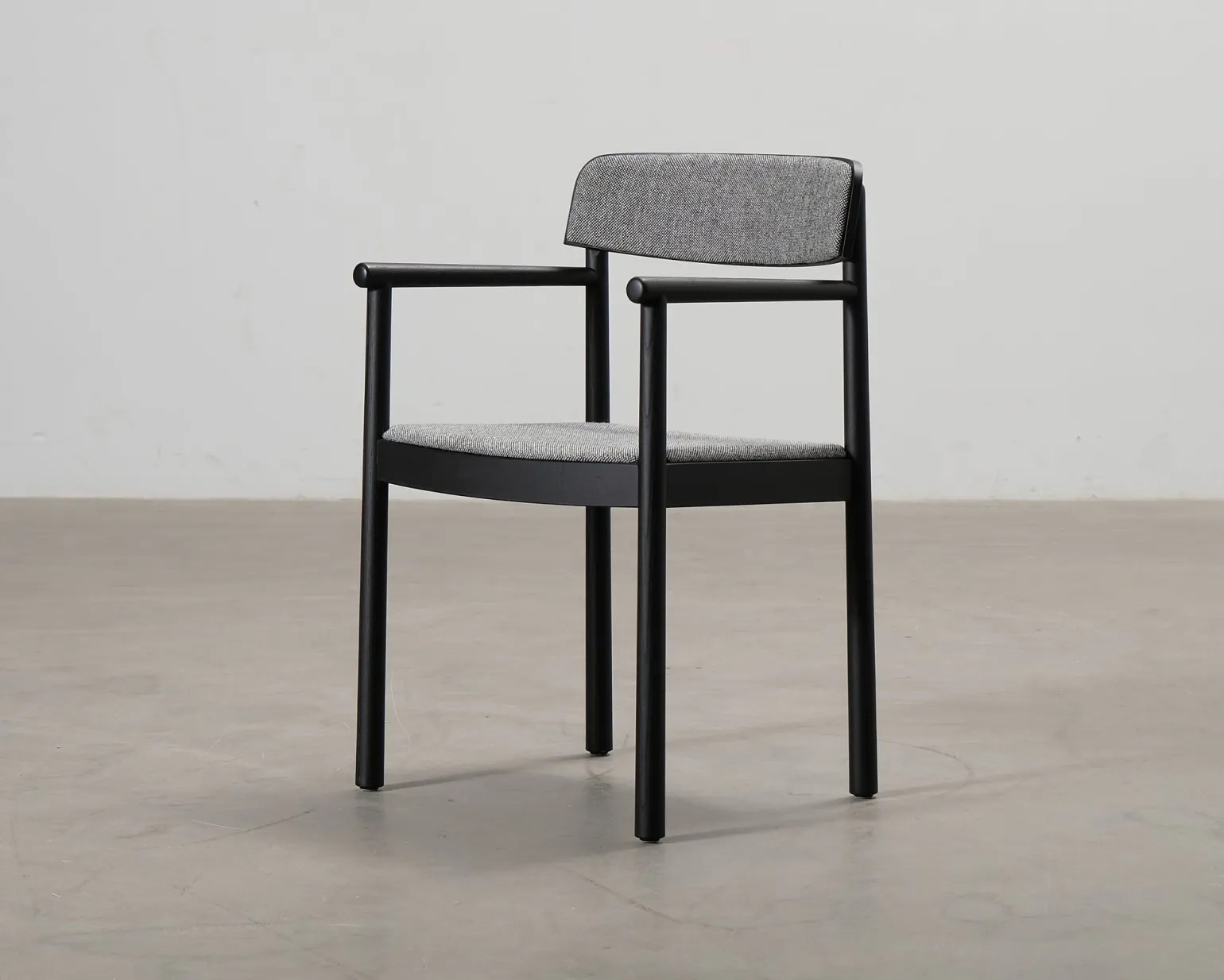 Normann Copenhagen Timb matstol grå
