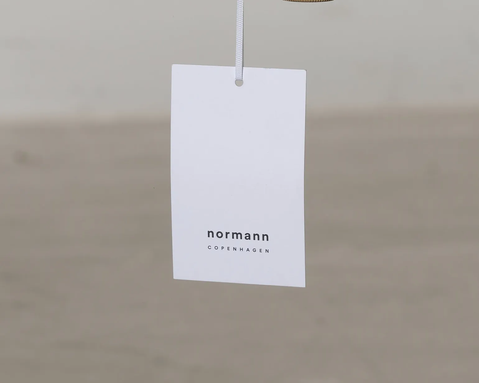 Normann Copenhagen Union bord 160 cm svart