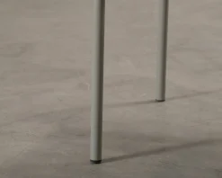 Normann Copenhagen Vig Robinia stol ljusgrå