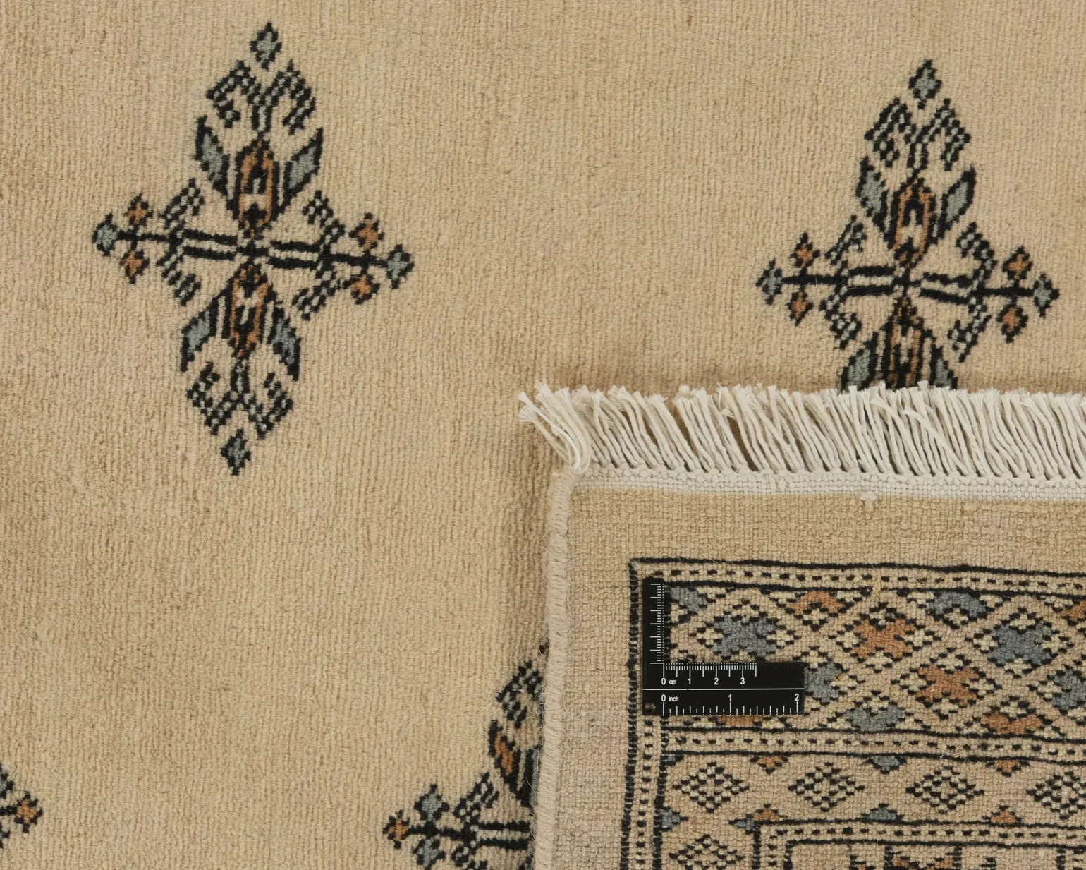 Pakistan handknotted orientalisk matta 136 x 196 cm