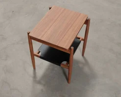 Risom T.300 sidobord i valnöt