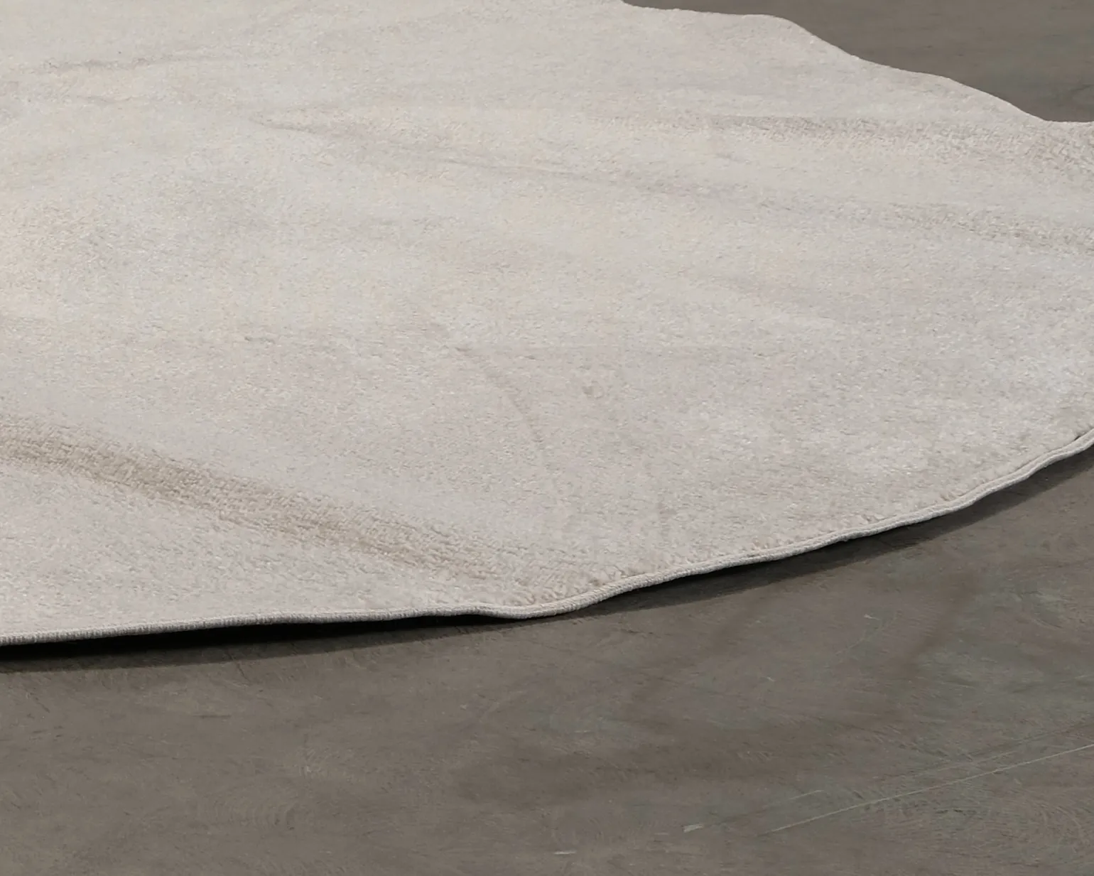 Rugvista Essential Memphis matta Ø 200 cm beige