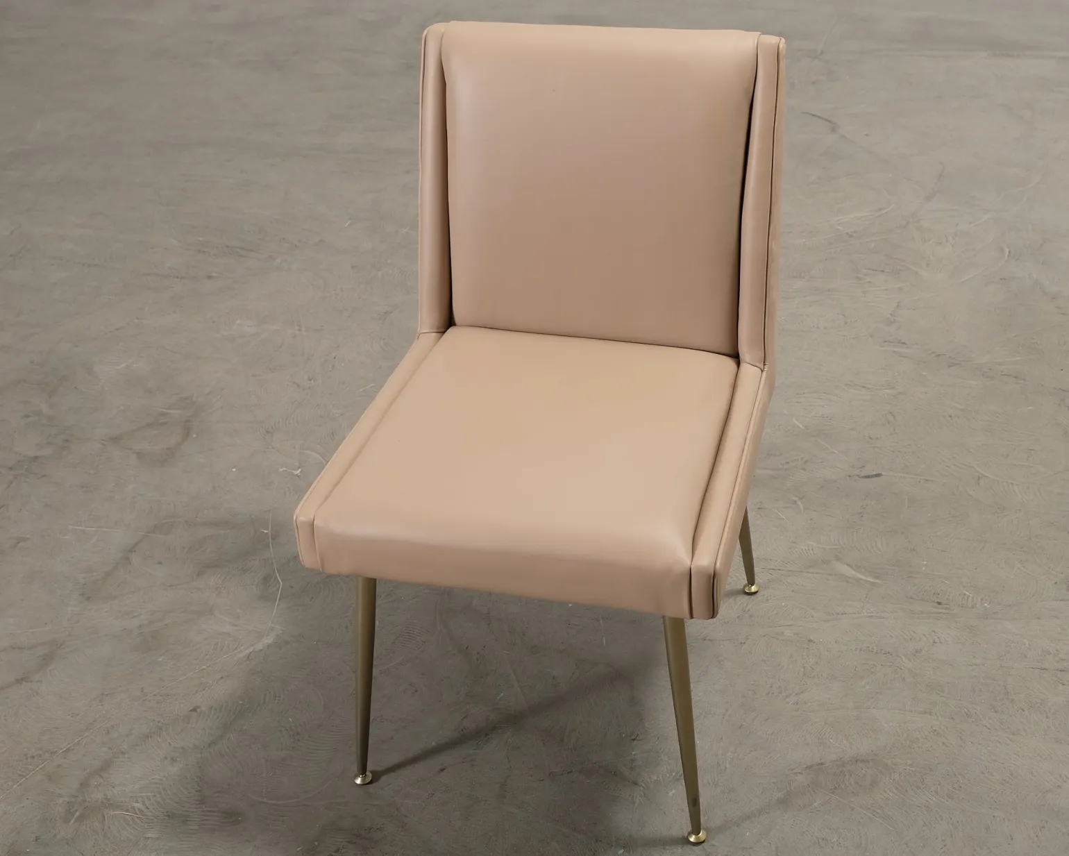 Ruth & Joanna Art matstol beige läder