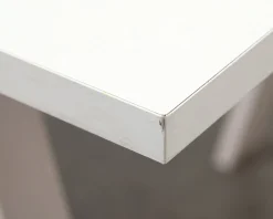 Skrivbord med bockben vit