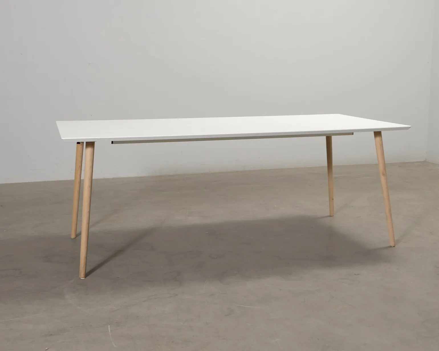 Sofacompany Allie matbord 200 cm vit