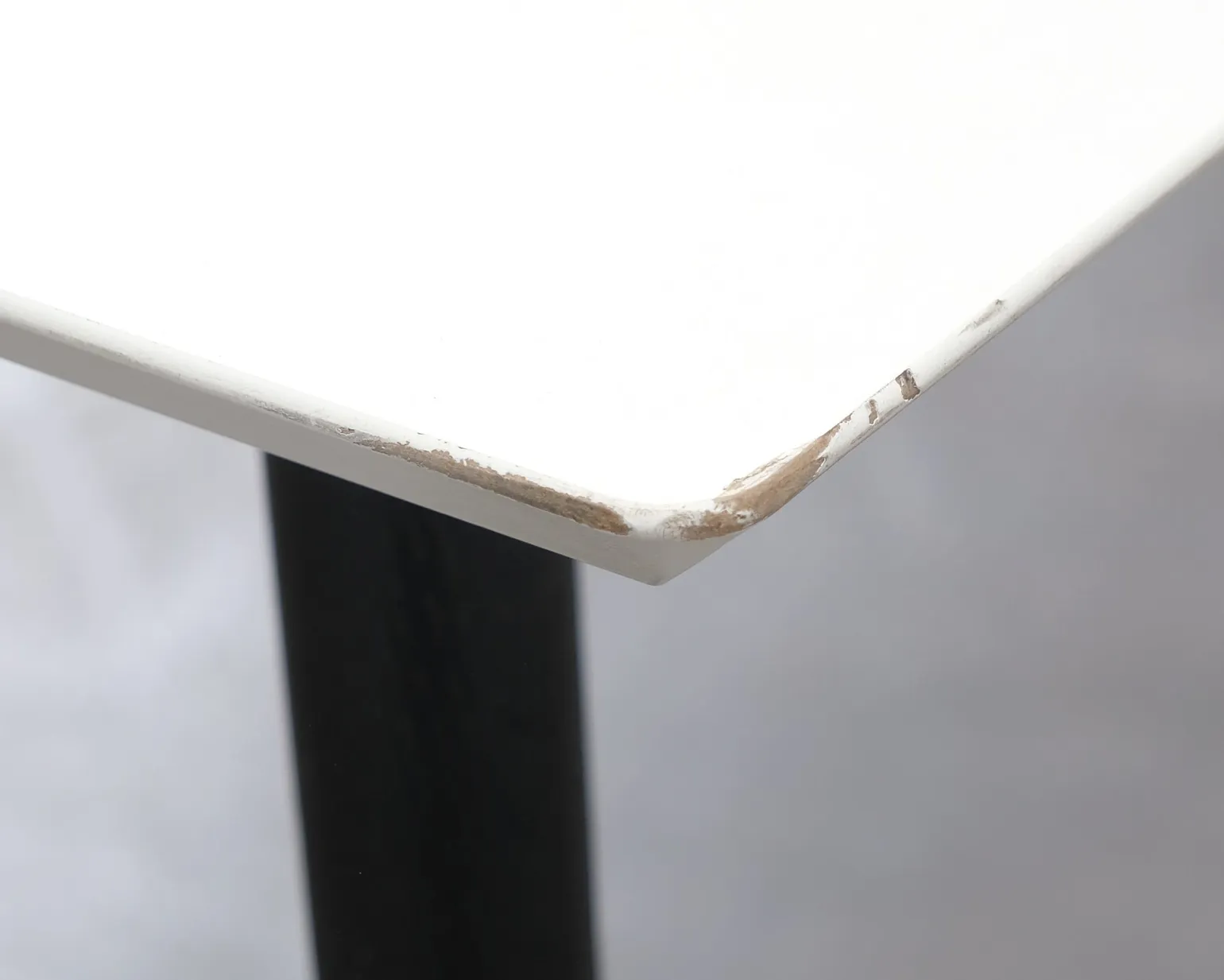Sofacompany Allie matbord vit / svart