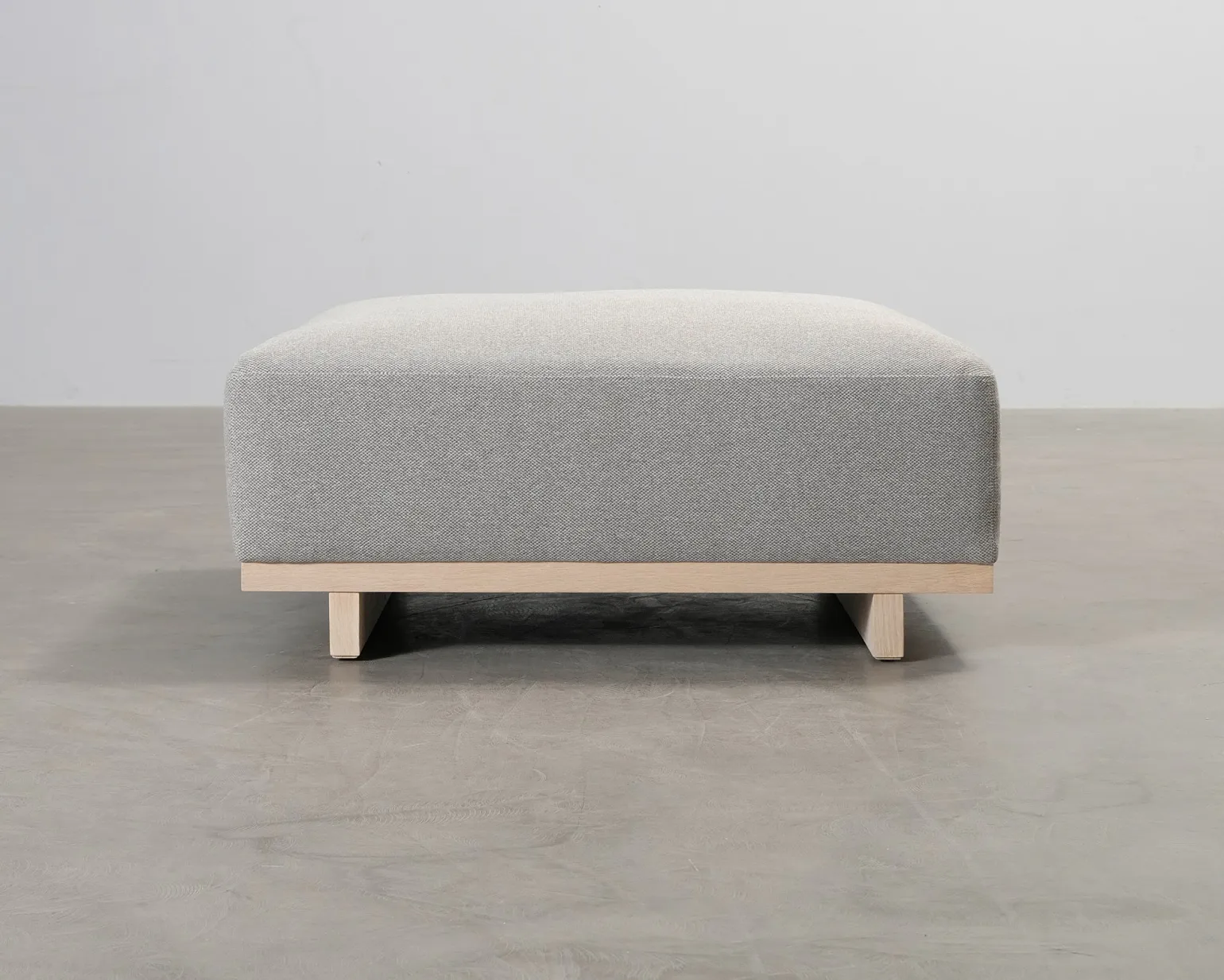 Sofacompany Aya fotpall green harmaanbeige