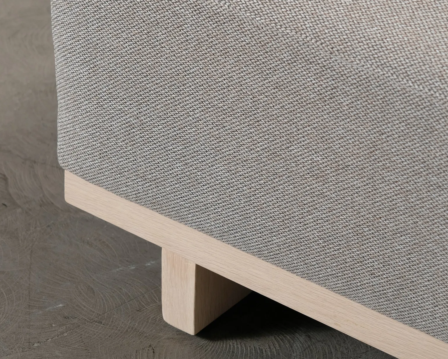 Sofacompany Aya fotpall green harmaanbeige