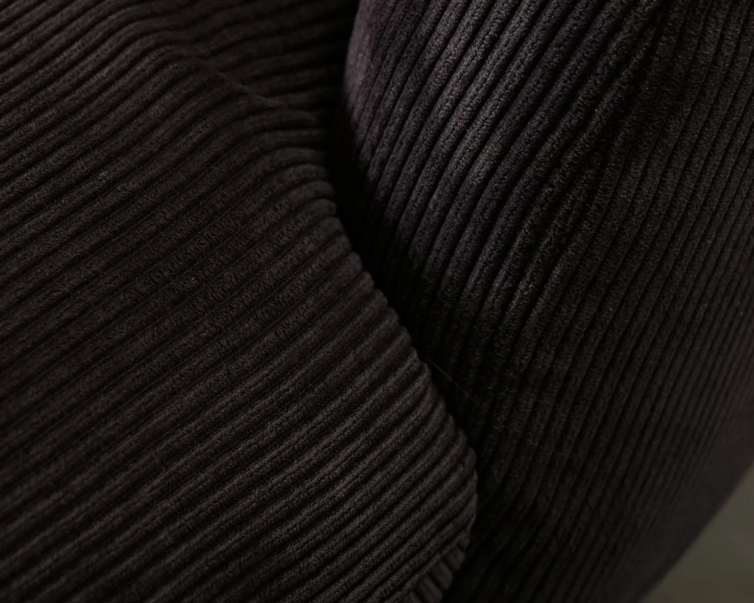 Sofacompany Hardy 2-sits soffa plommon
