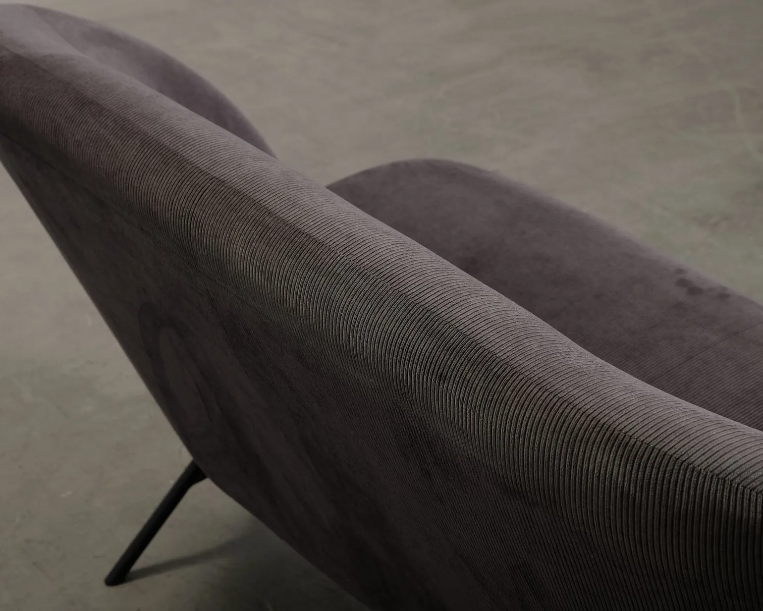 Sofacompany Hardy 2-sits soffa plommon