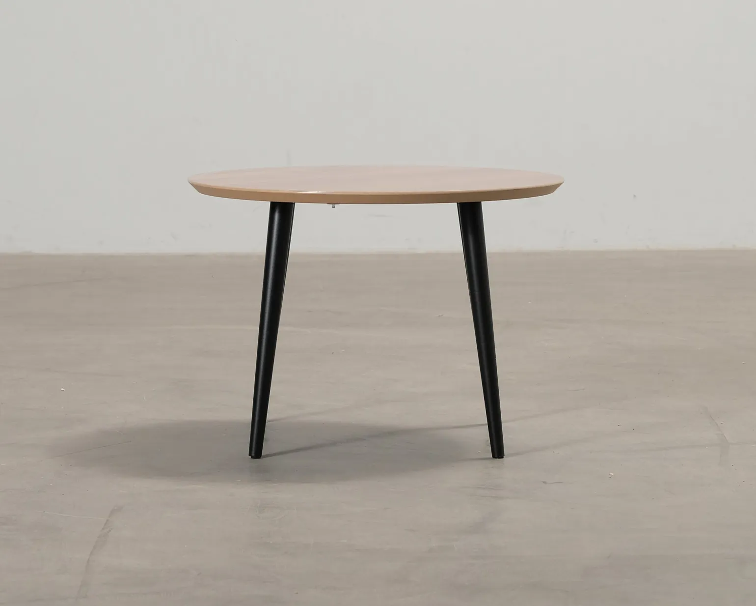Sofacompany Hubert soffbord ø 60 cm valnöt
