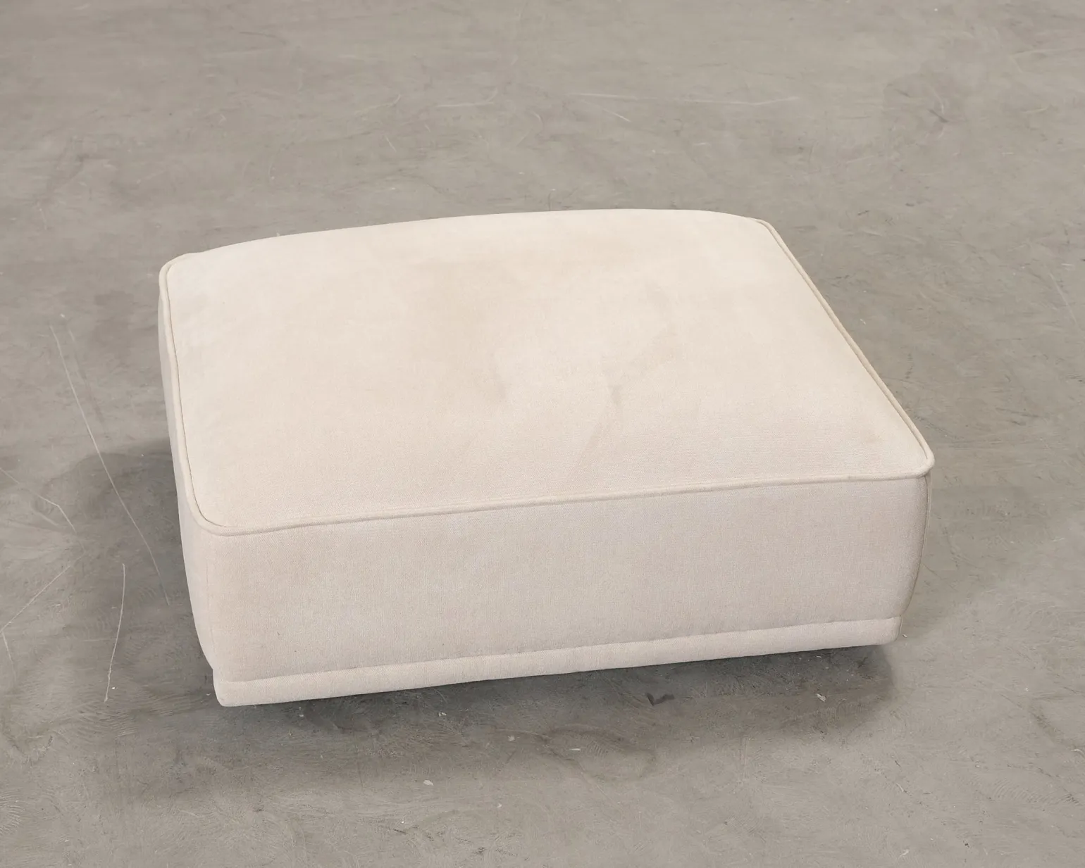 Sofacompany Leonora fotpall beige