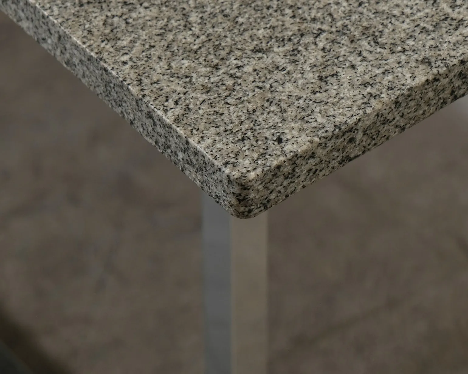 Soffbord 60 x 110 cm grå granit