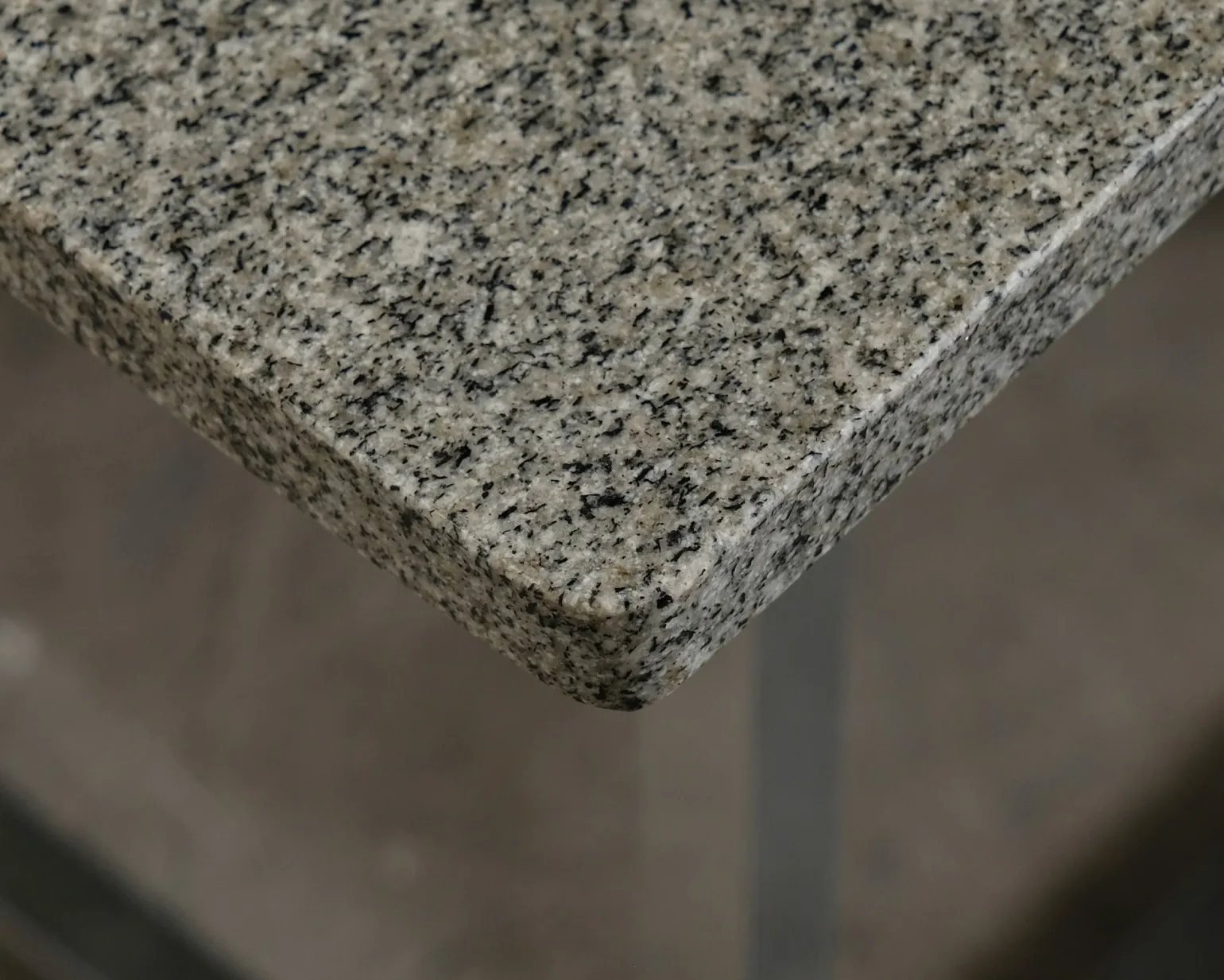 Soffbord 60 x 110 cm grå granit