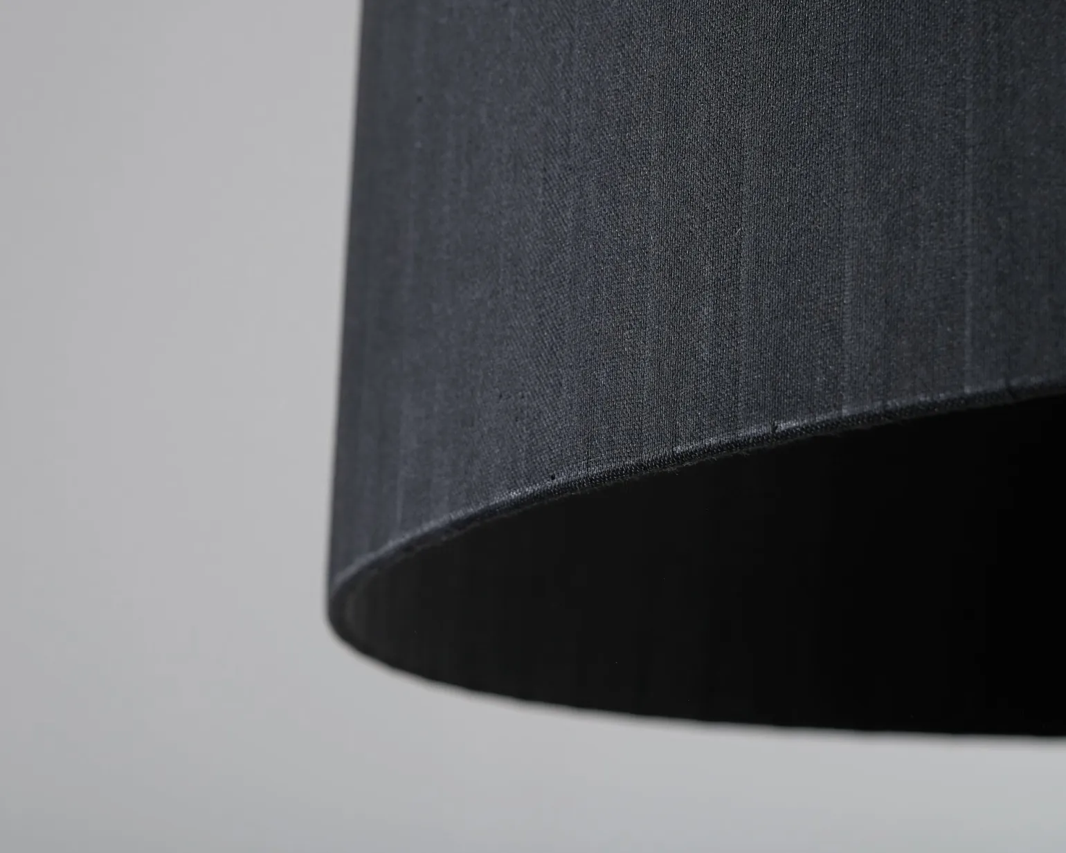 Stant & Cole Tripode G5 golvlampa svart