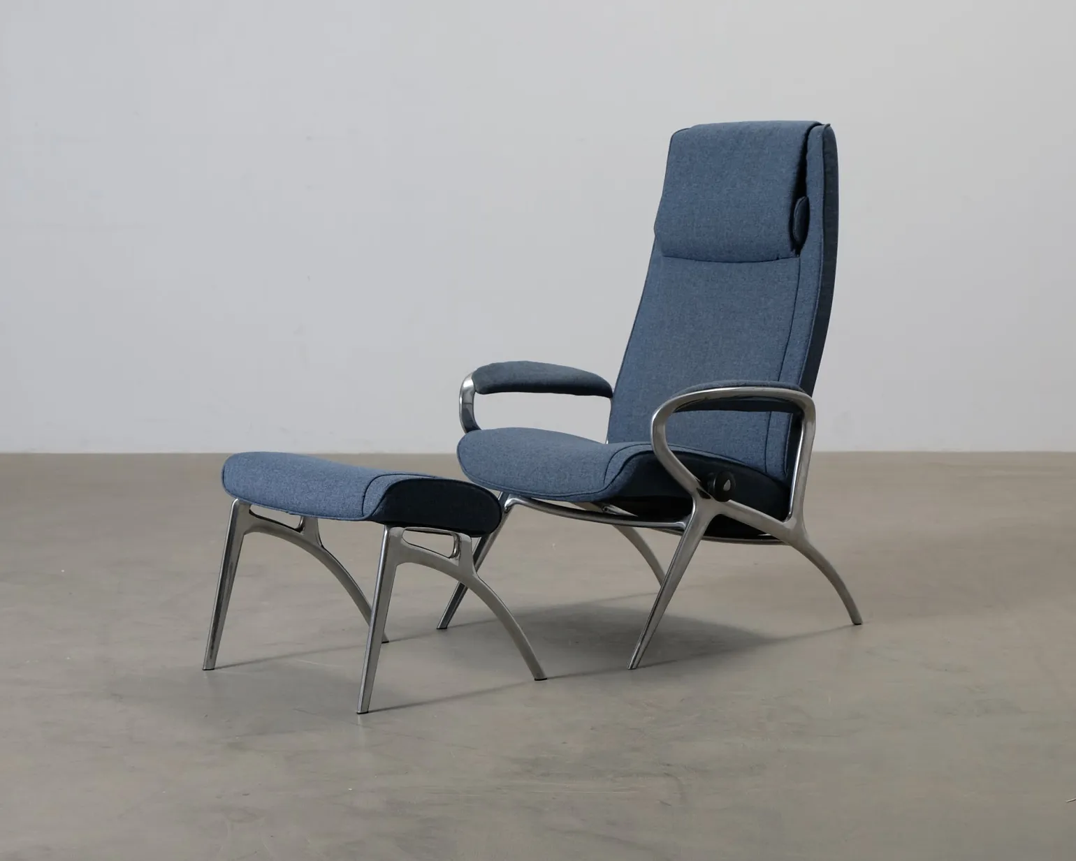 Stressless James fåtölj med fotpall blå