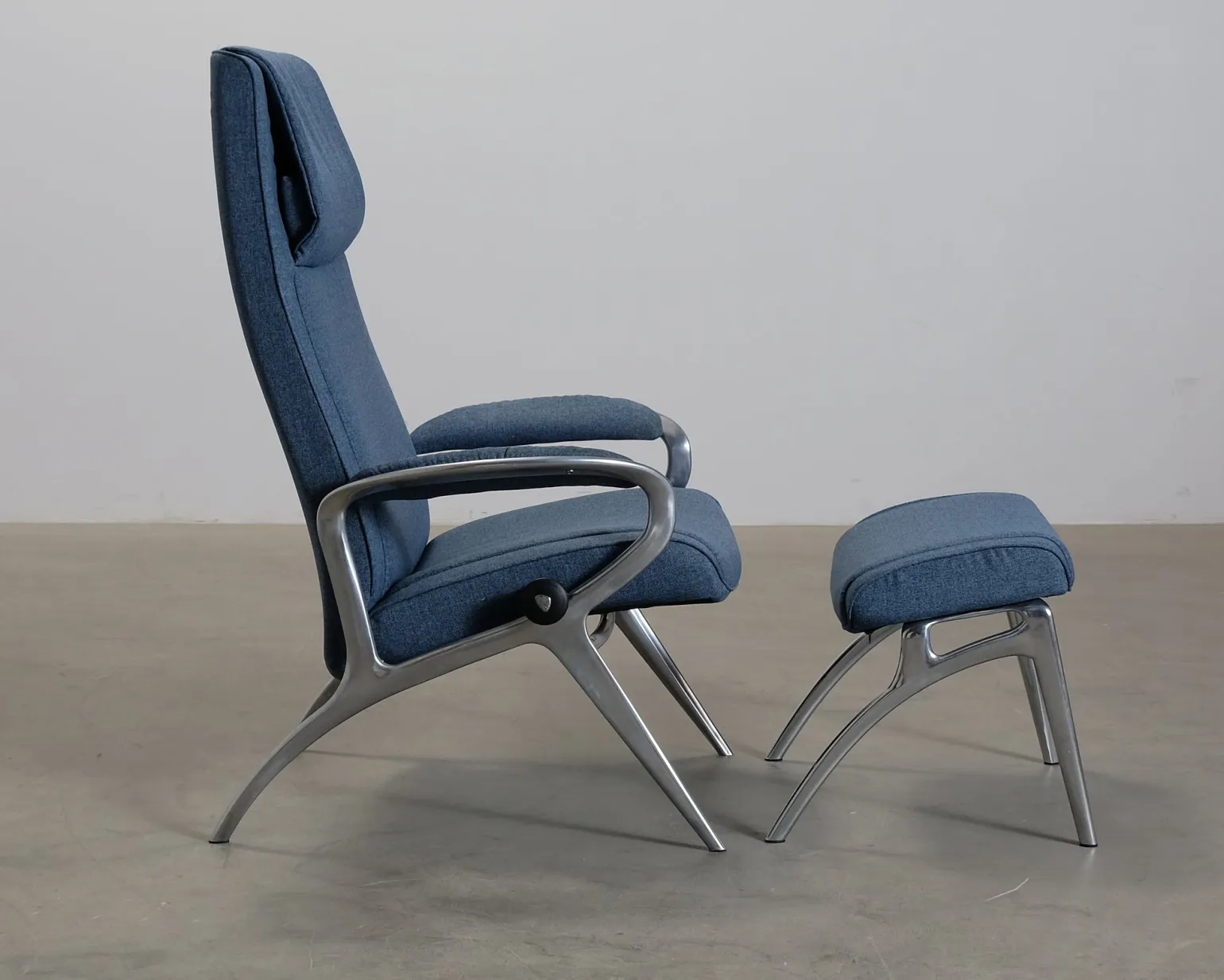 Stressless James fåtölj med fotpall blå