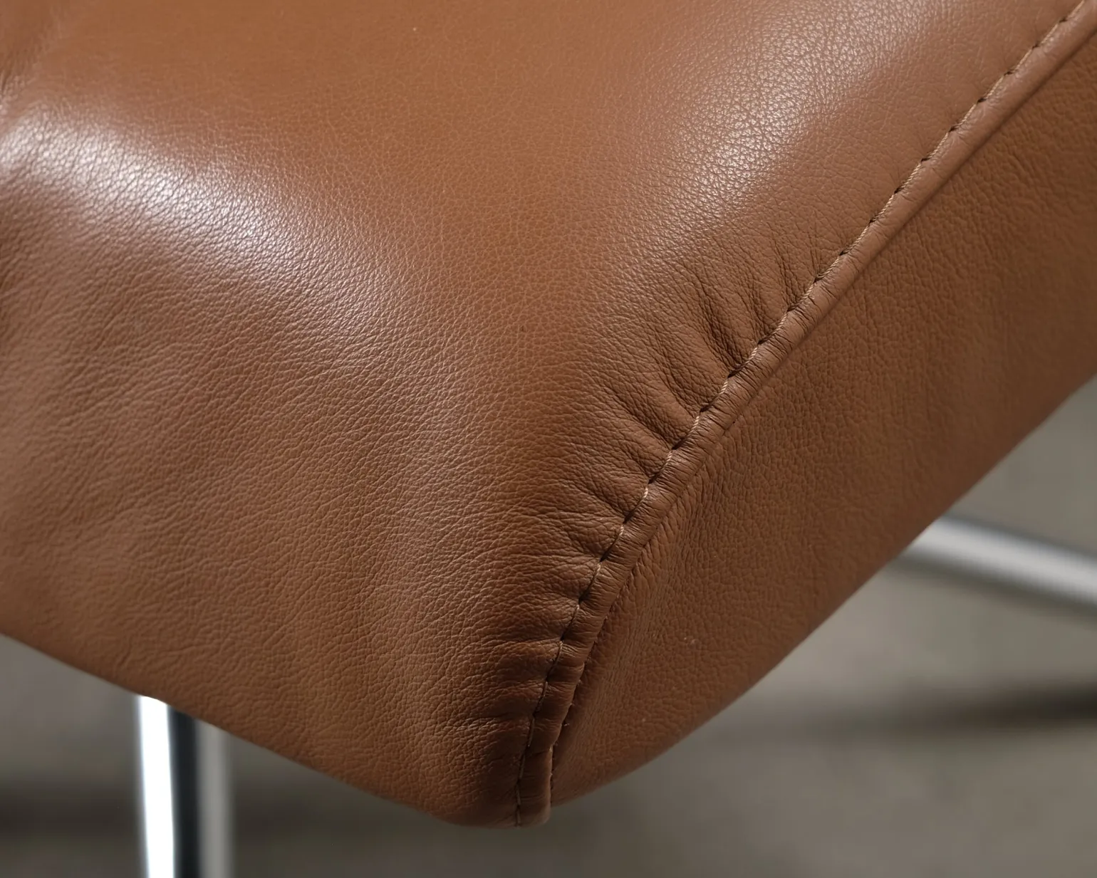 Stressless reclinerfåtölj med fotpall brunt läder