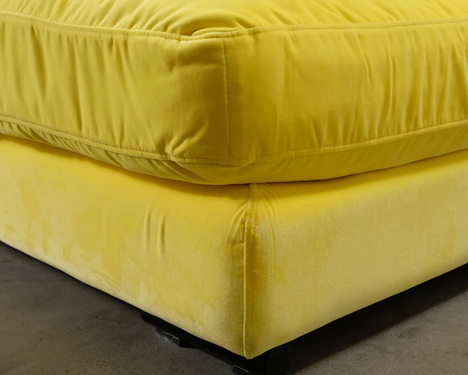 Sweef Mammuten Love Seat divan gul