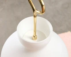 TATO Arenzano bordslampa vit / mässing