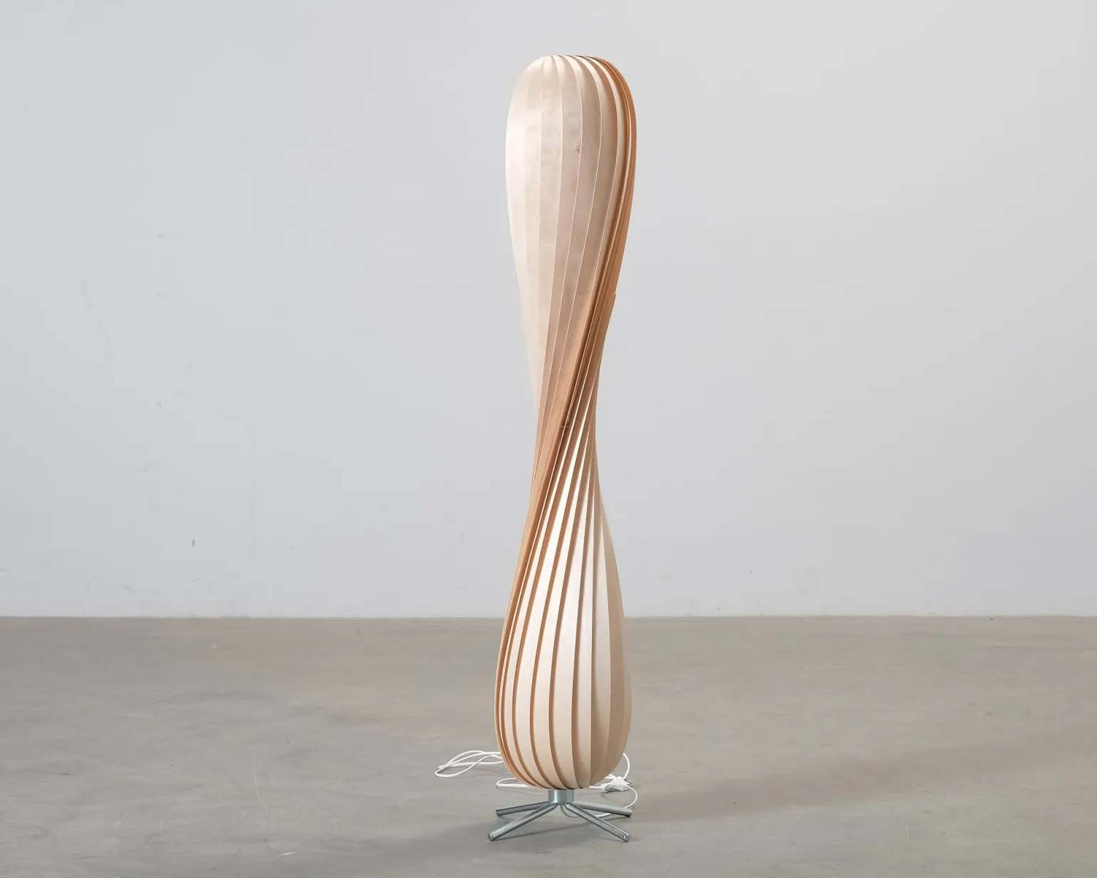 Tom Rossau TR7 golvlampa Natural