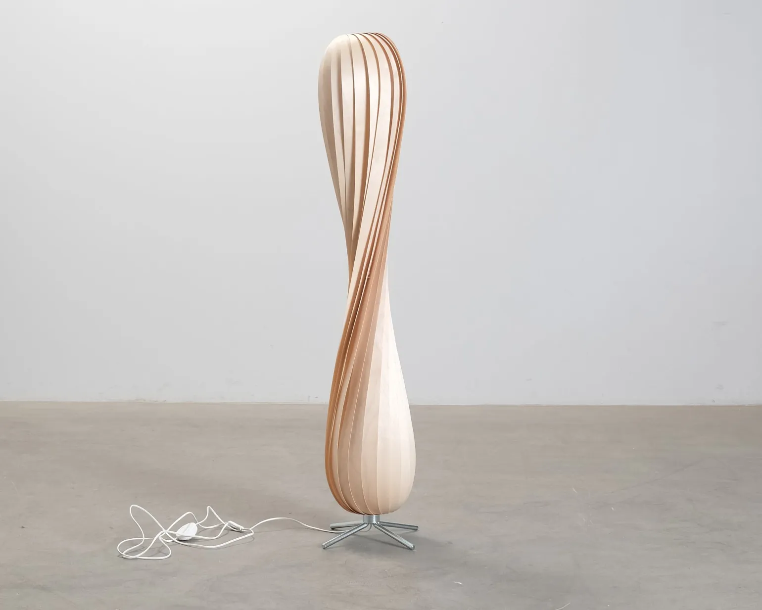Tom Rossau TR7 golvlampa Natural
