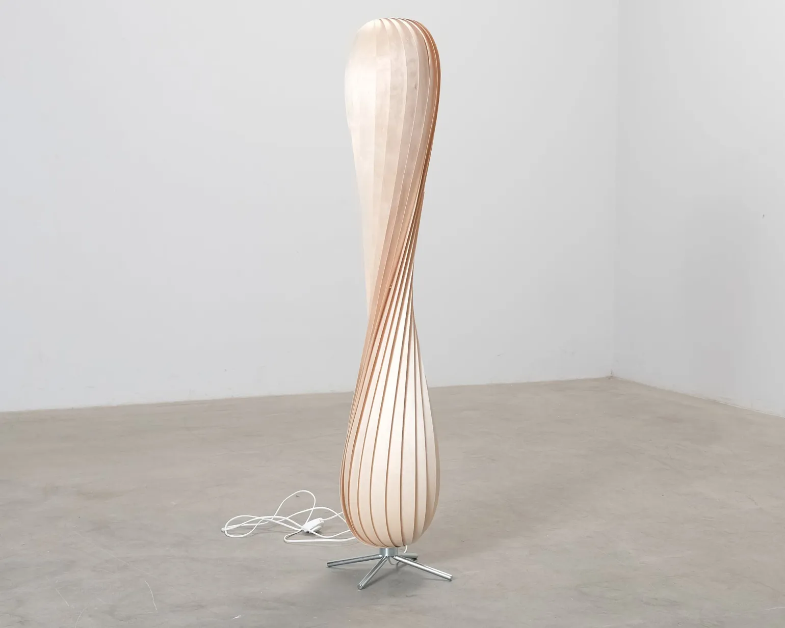 Tom Rossau TR7 golvlampa Natural