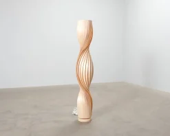 Tom Rossau TR4 golvlampa natural / björk