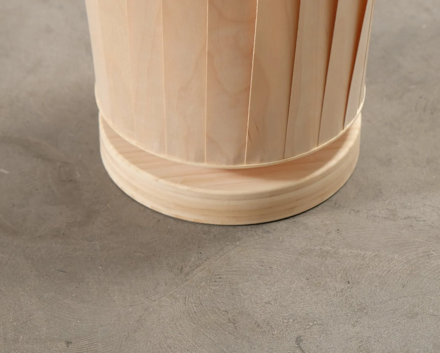 Tom Rossau TR4 golvlampa natural / björk