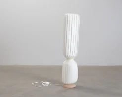 Tom Rossau TR41 golvlampa vit