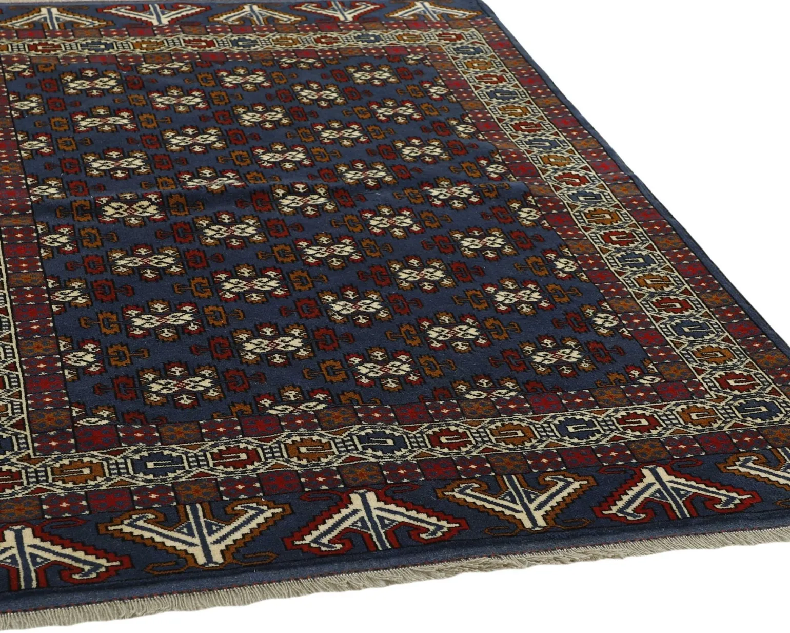 Torkaman Fine orientalisk matta 136 x 195 cm