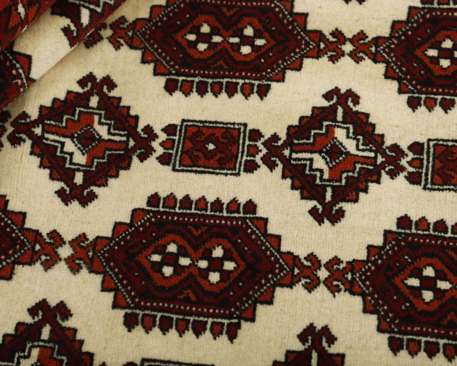 Torkaman Fine orientalisk matta 140 x 200 cm