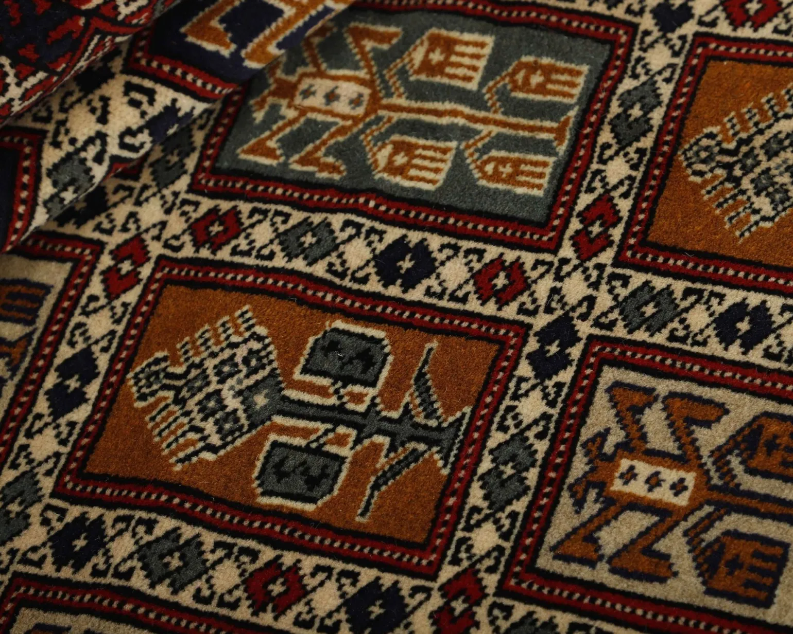Torkaman Fine orientalisk matta 154 x 224 cm