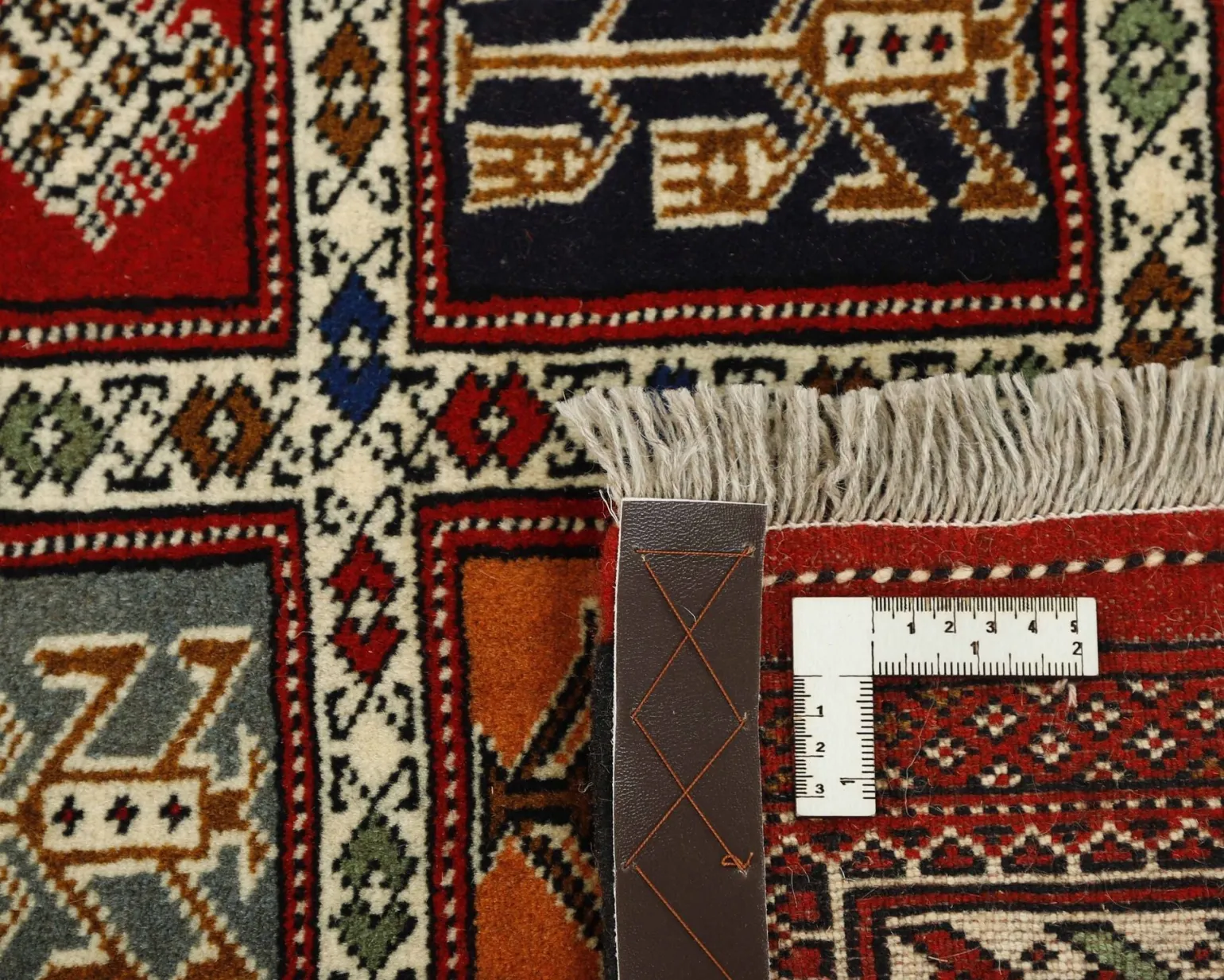 Torkaman Fine orientalisk matta 155 x 243 cm