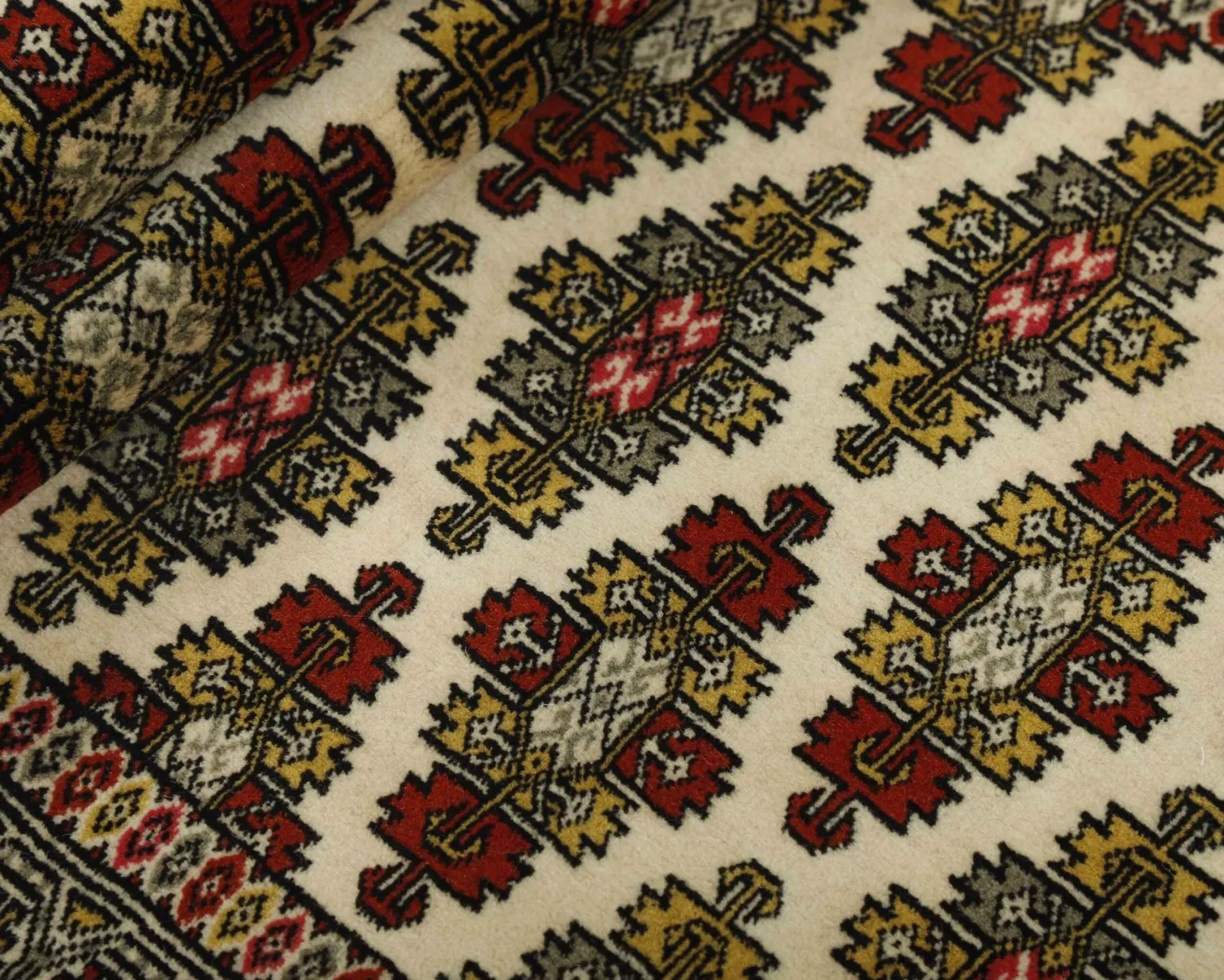 Torkaman Fine orientalisk matta 87 x 291 cm