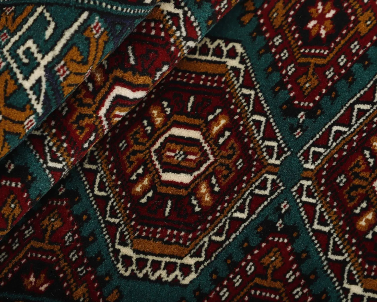 Torkaman Fine orientalisk matta 105 x 153 cm