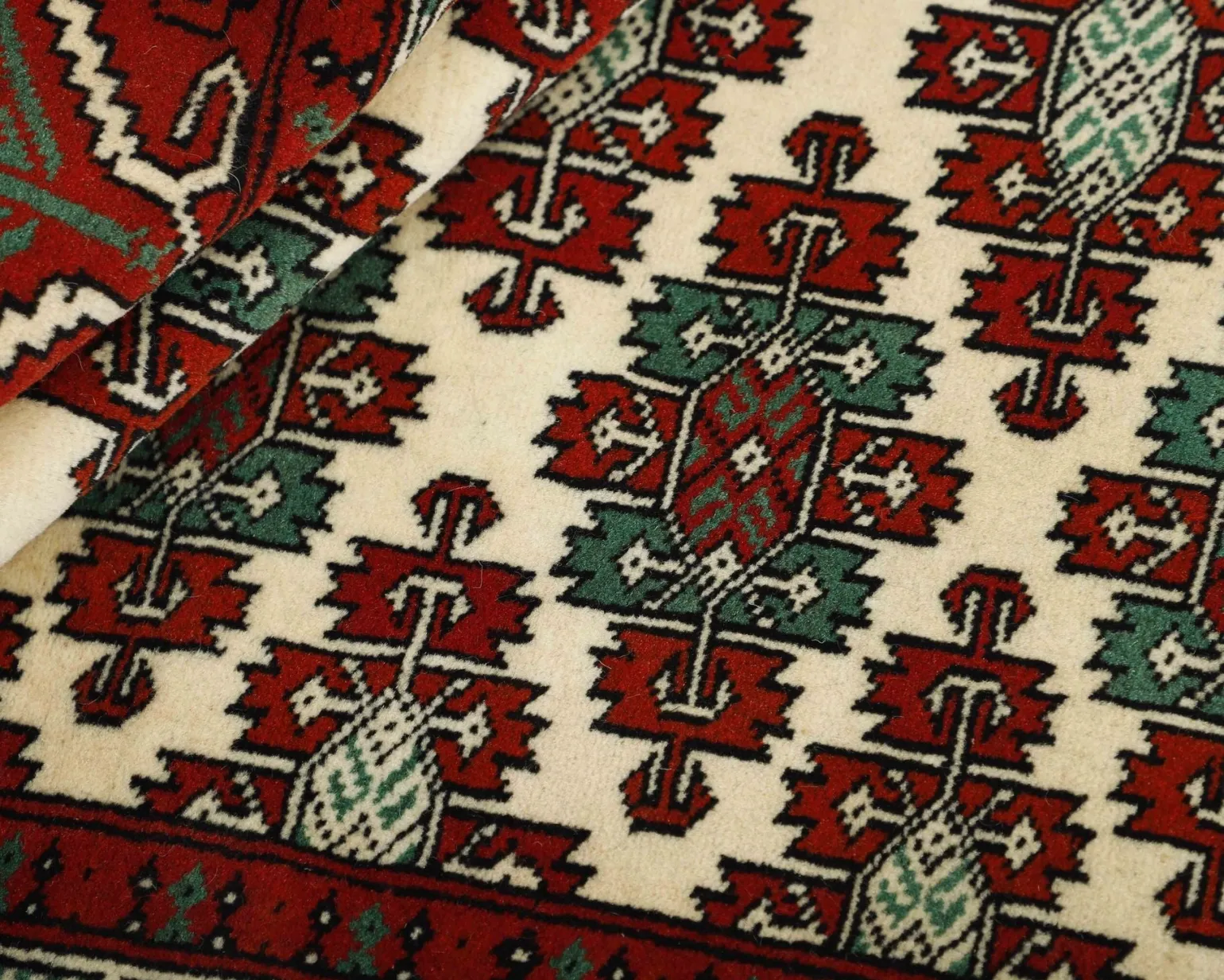 Torkaman Fine orientalisk matta 100 x 147 cm