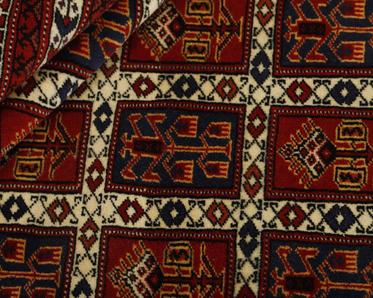 Torkaman Fine orientalisk matta 139 x 205 cm