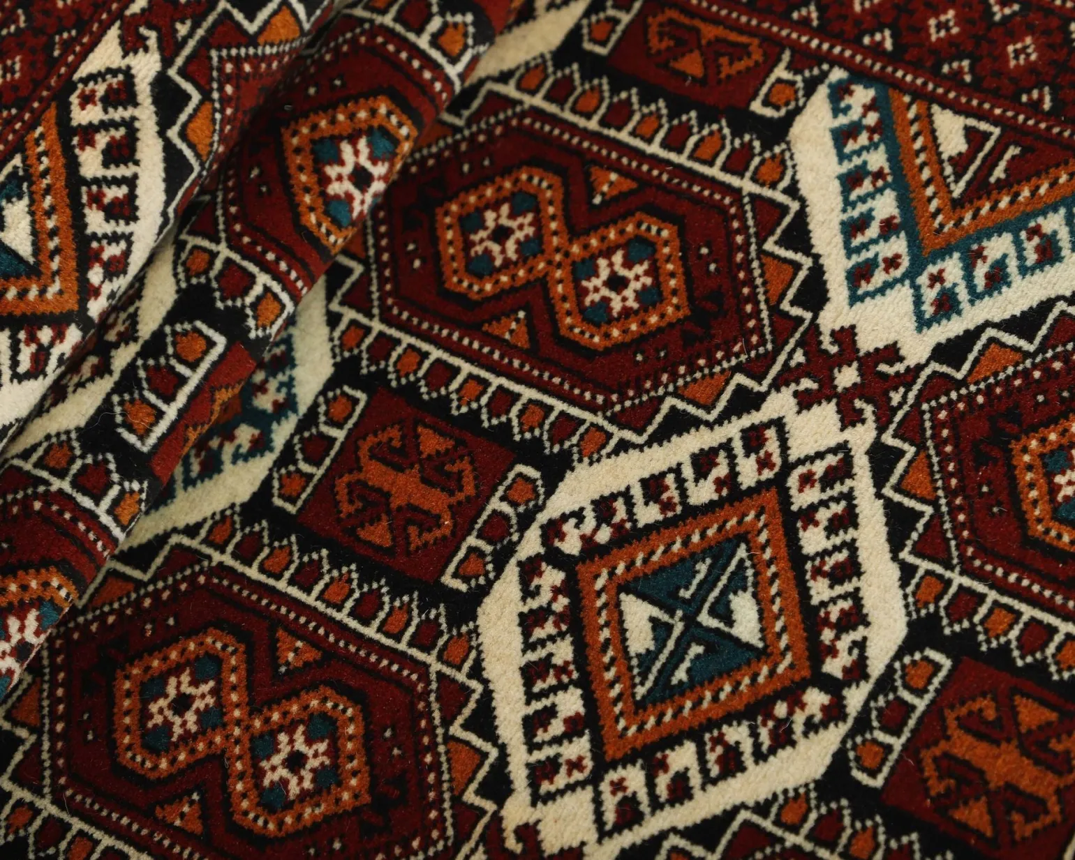 Torkaman Fine orientalisk matta 90 x 295 cm