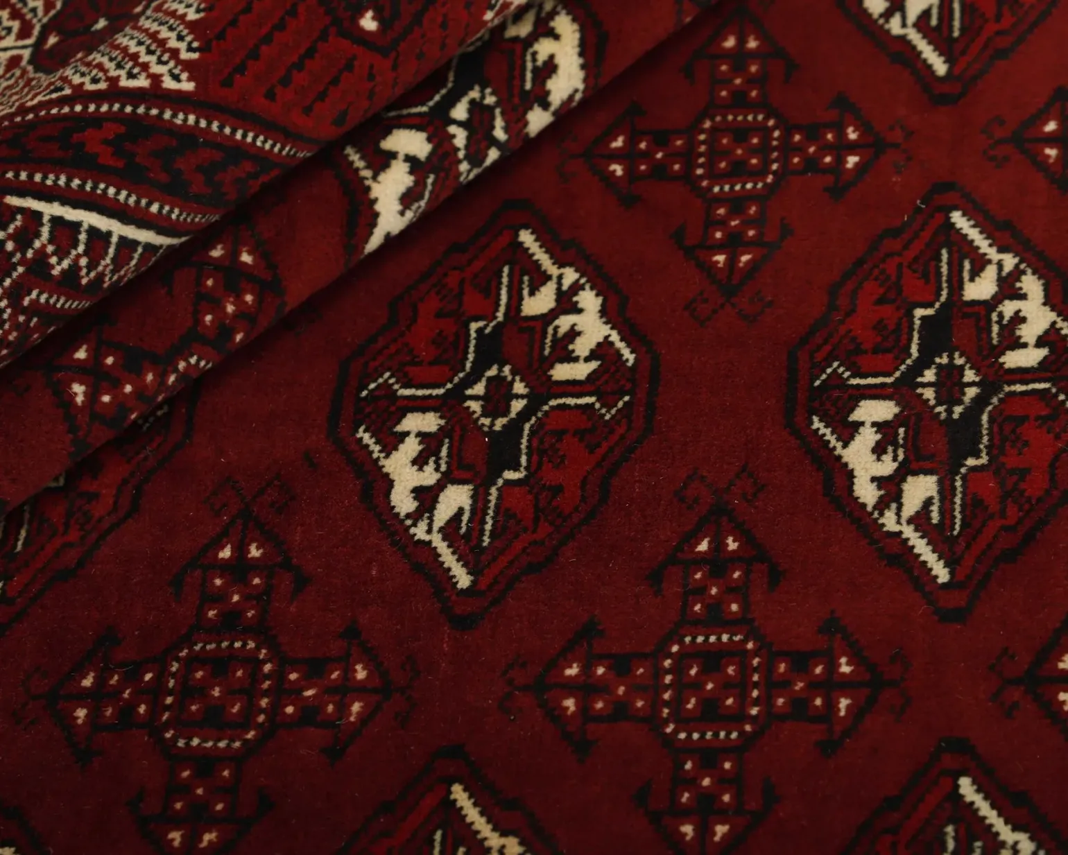 Torkaman orientalisk matta 263 x 384 cm